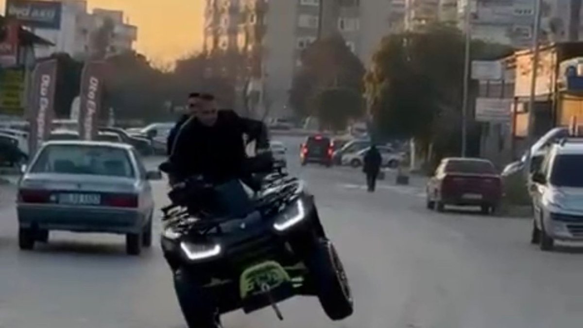 Bornova’da Drift Yapan Sürücüye Ağır Ceza: Ehliyetine El Konuldu, 146 Bin Lira Ödeyecek