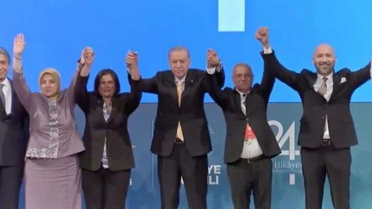 CHP’den AK Parti’ye Geçen Belediyeler ve Belediye Başkanları Açıklandı
