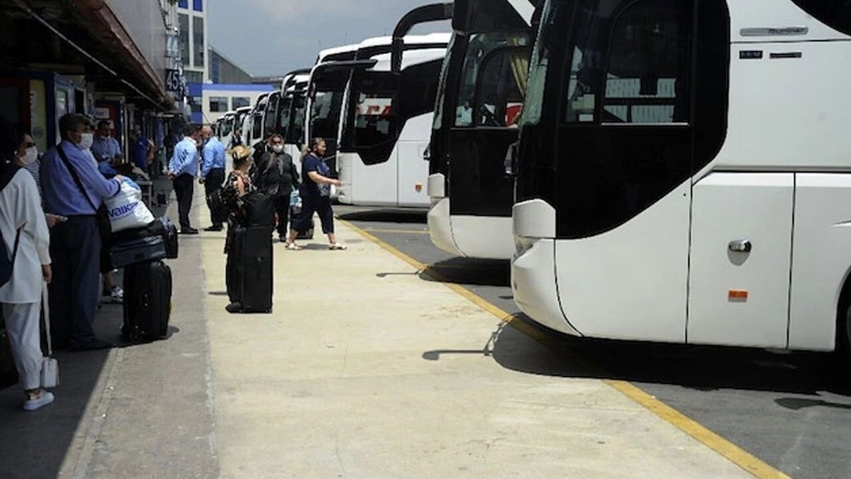 Bayram Yolculuğunda Bilet Krizi: Otobüs Fiyatlarına Yüzde 20 Zam Geliyor
