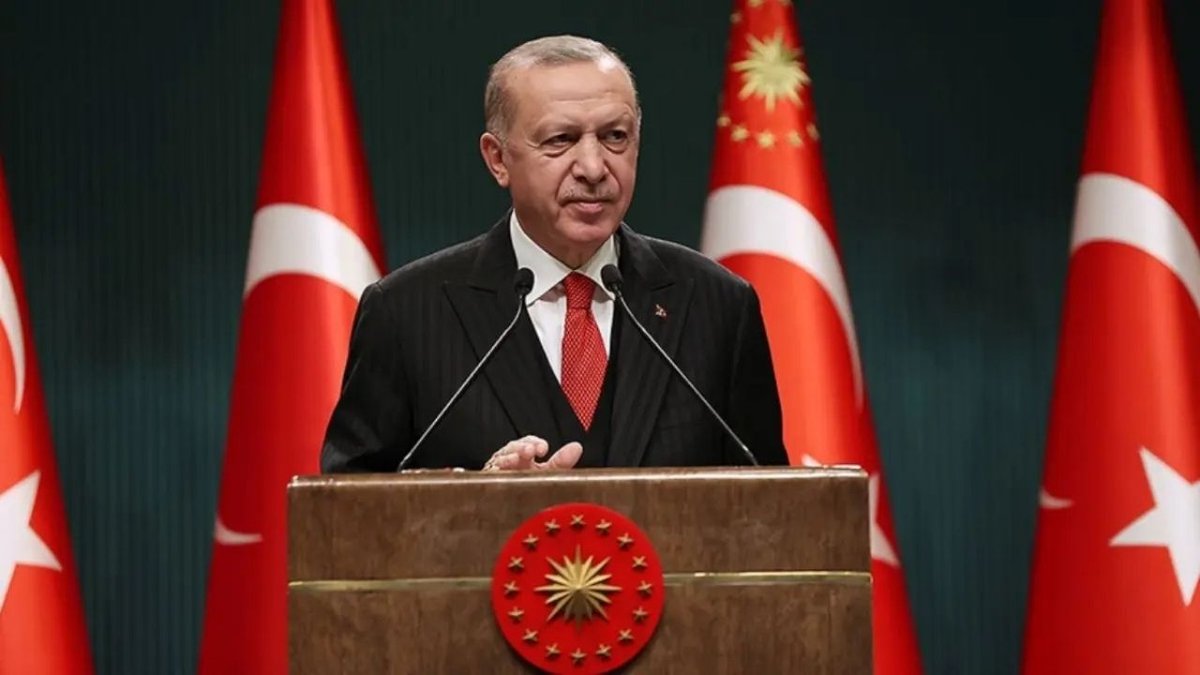 Cumhurbaşkanı Erdoğan, Özgür Özel’den 300 Bin Lira Tazminat Kazandı