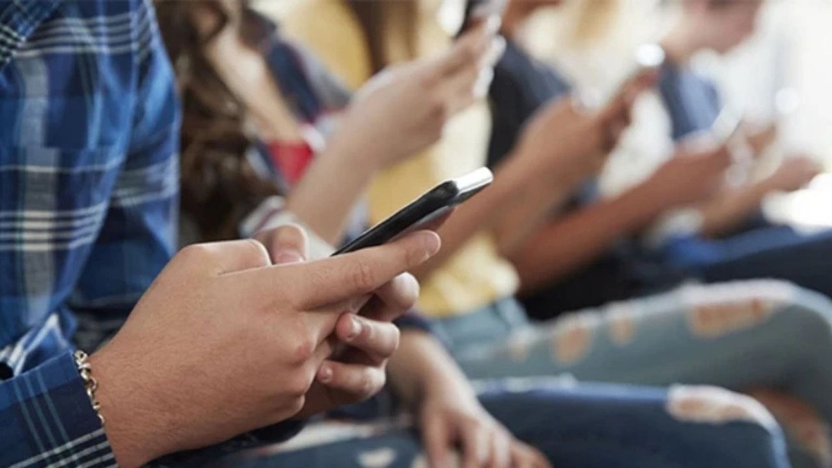 Cep Telefonu Alacaklar Acele Ediyor! Akıllı Telefon Fiyatlarına Dev Zam Kapıda