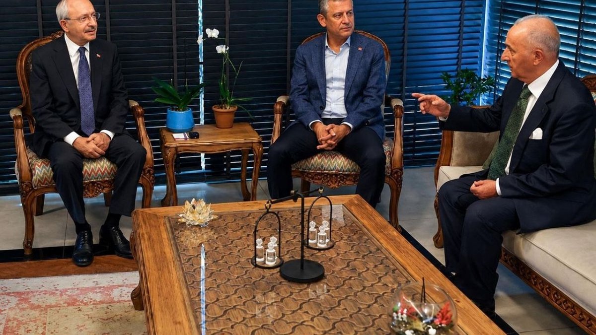 Hikmet Çetin’den Özgür Özel’e Destek: “Seçilmiş Genel Başkanın Başarısına İnancım Sonsuz”