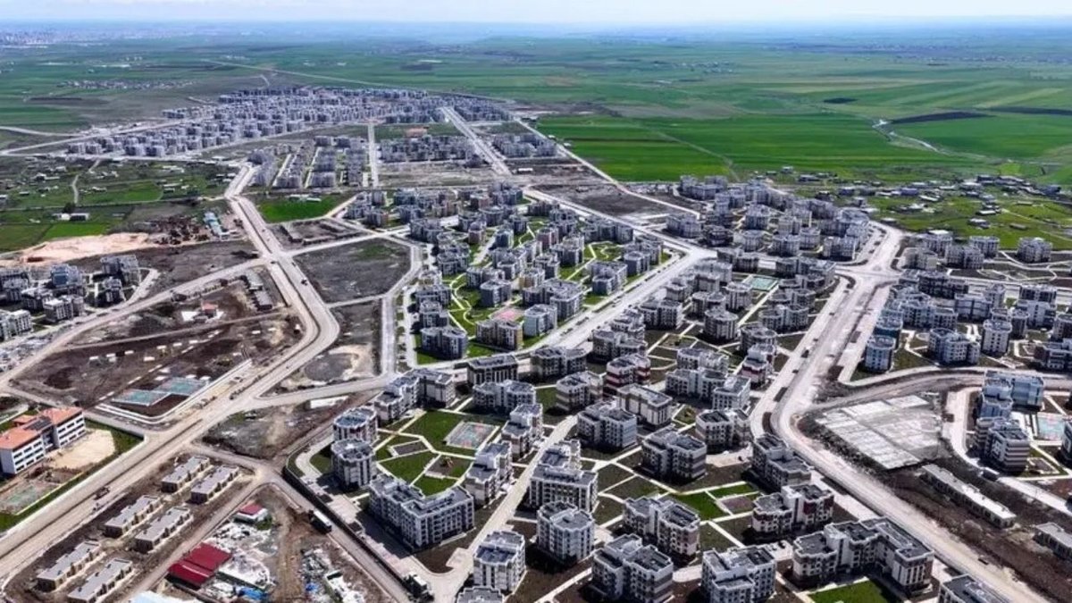 Bakan Murat Kurum: “Oğlaklı’da Yeni Bir Şehir İnşa Ettik” – Diyarbakır’da Modern Konutlar Teslim Edildi