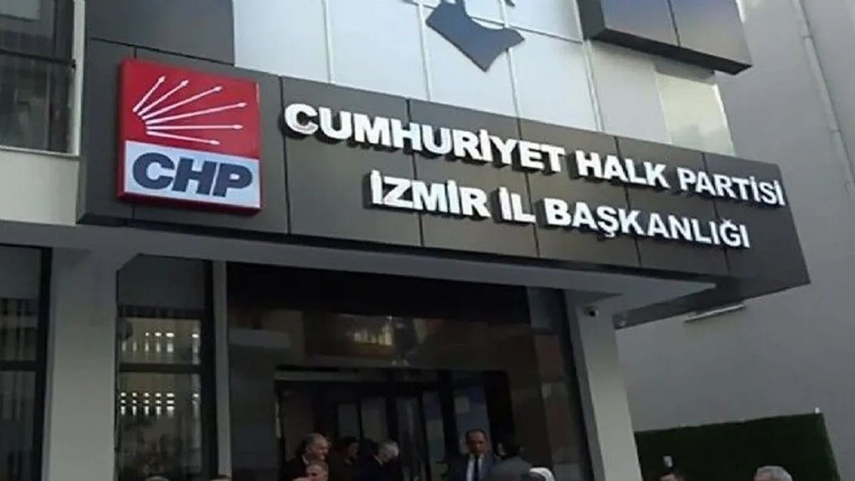 CHP İzmir’de Olağanüstü Kurultay İçin İmza Süreci Resmen Başladı