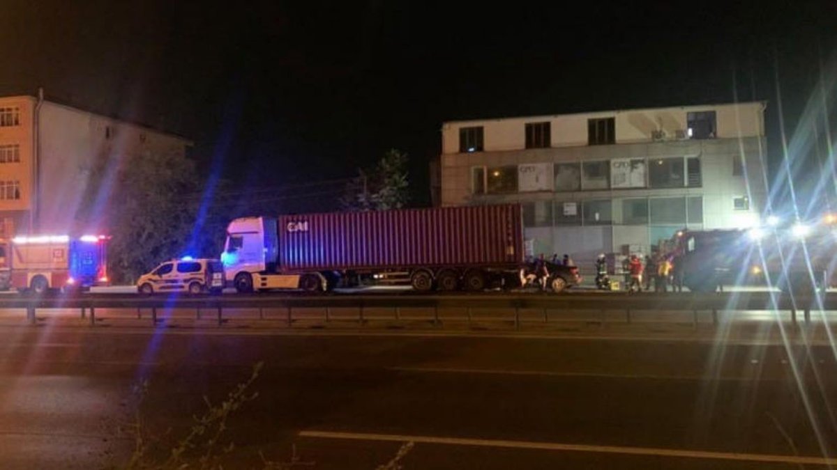 D100 Karayolunda Feci Kaza Baba Ve Oğul Hayatını Kaybetti