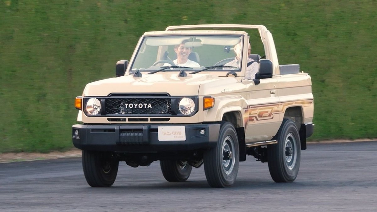 Toyota Land Cruiser’ın Dikkat Çeken Özelliği: Ön Camı Katlanıyor, İlgi Büyüyor