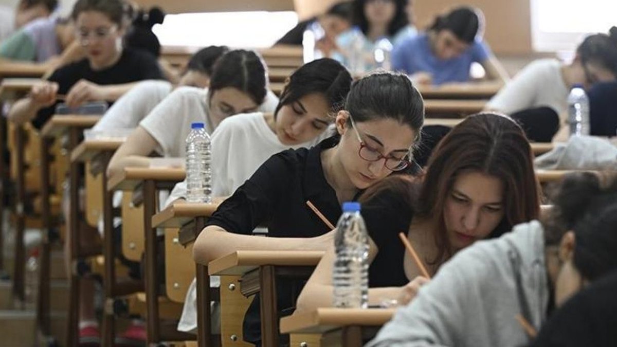 Eğitim-İş Açıkladı: YKS’ye Giren Her Üç Adaydan Biri Üniversiteye Yerleşebildi