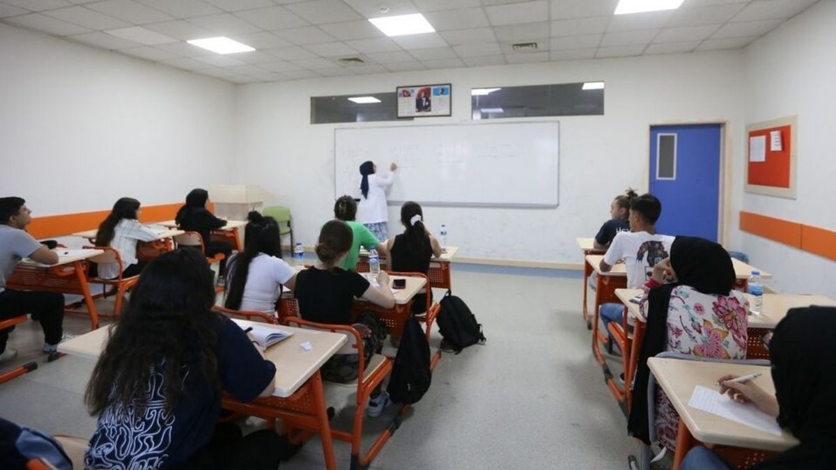 YKS Yerleştirmelerinde 48 Bin 895 Kişi Yeniden Üniversiteli Oldu