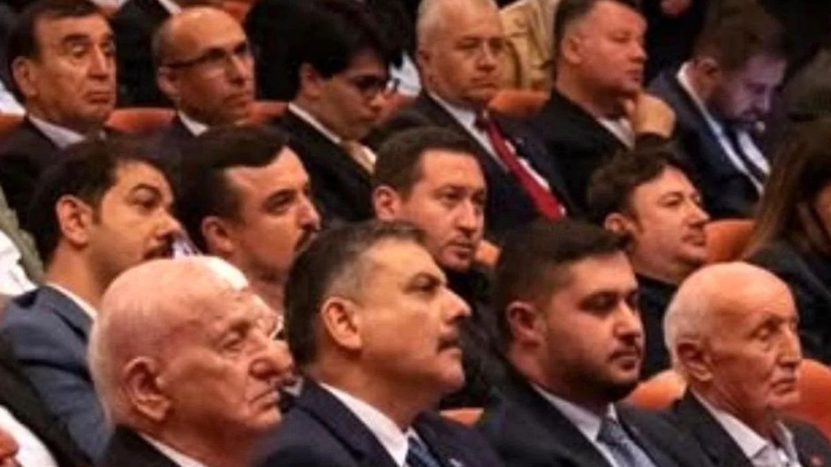 Özköse: "Gençler İçin Siyaset Eğitimi Çok Önemli"