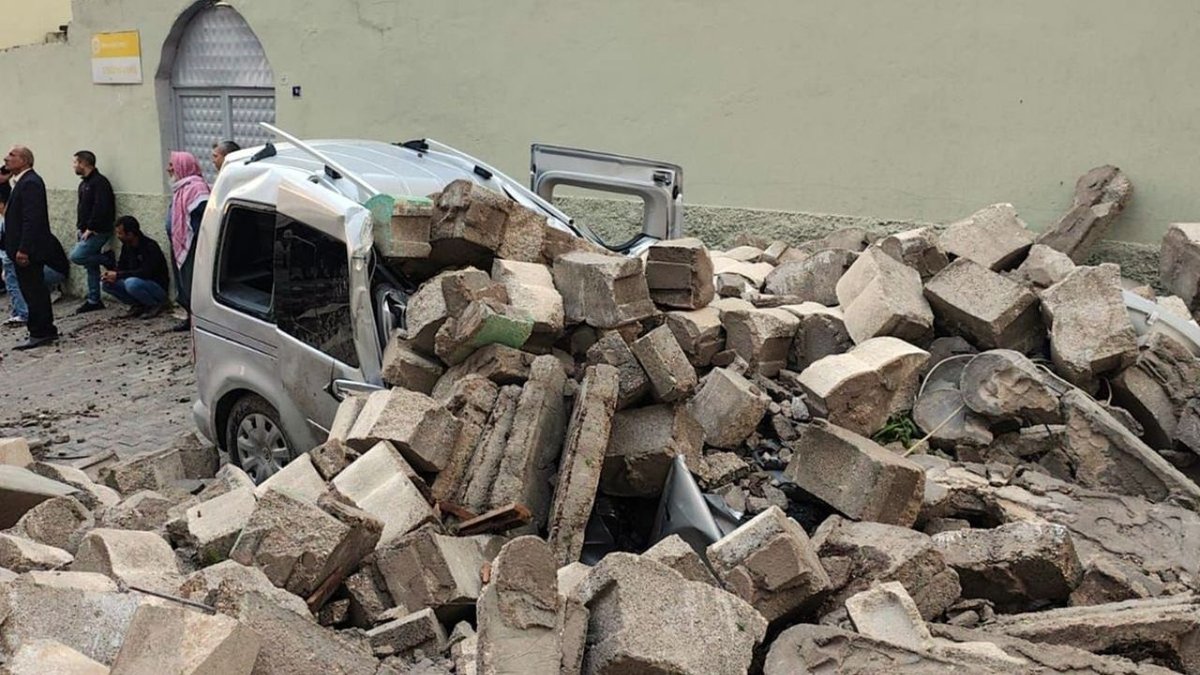 Şanlıurfa'da Fırtına Nedeniyle Eğitime 4 Gün Ara Verildi