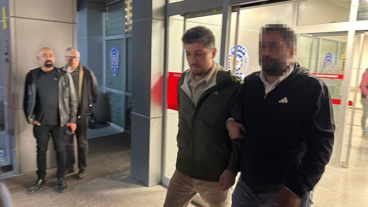 Eskişehir’de Tepebaşı Belediyesi’ne Yönelik Yolsuzluk Operasyonu: Gözaltılar Sağlık Kontrolünden Geçirildi