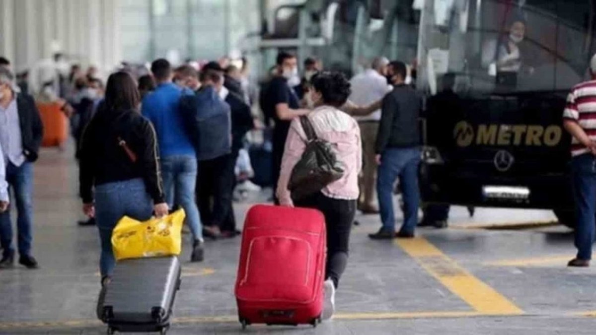 Bayram Öncesi Otobüs Yoğunluğu: Ek Seferler ve 12 Bin Ek Bilet Satışı Başladı