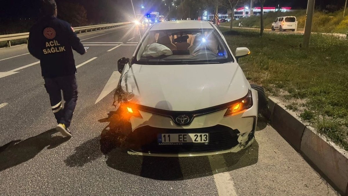Bilecik’te Feci Kaza: Otomobil ile Motosiklet Çarpıştı, 1 Ağır Yaralı
