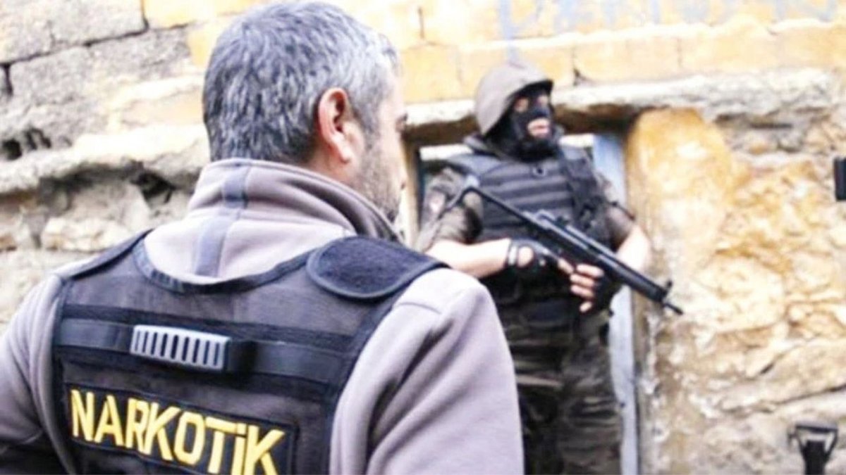 Van Merkezli 11 İlde Dev Uyuşturucu Operasyonu: 98 Şüpheli Tutuklandı