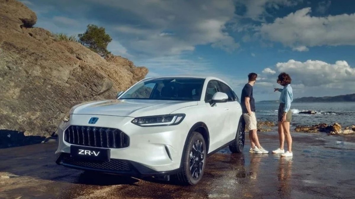 Honda’nın Yeni Hibrit SUV’u ZR-V Türkiye’de Satışa Çıktı: Fiyatı ve Özellikleri Açıklandı