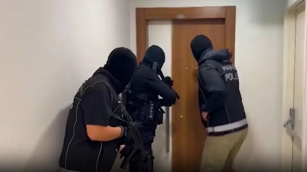 Barış Boyun Çetesine Büyük Darbe: İstanbul ve 6 İlde Eş Zamanlı Operasyon, 6 Avukat Gözaltında
