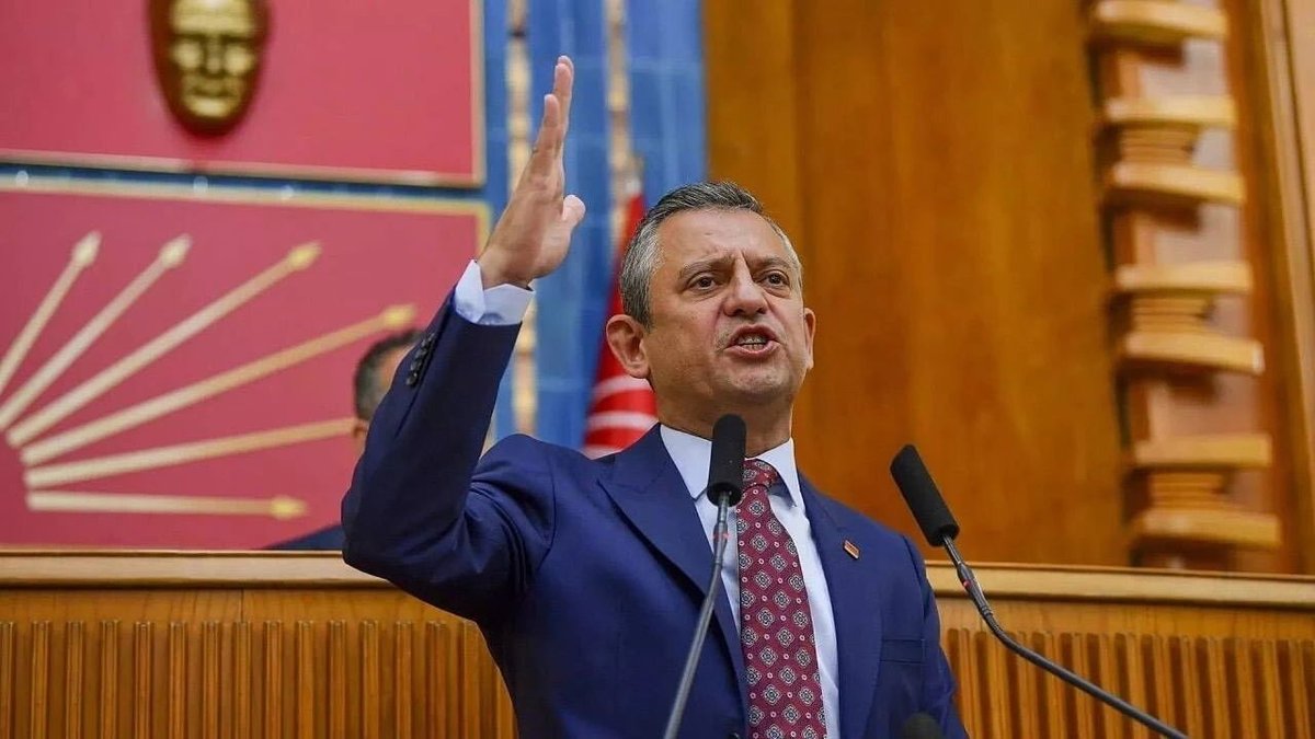 Özgür Özel’den İhraç Sürecine Sert Tepki: “CHP’yi Atanmışlar Değil Seçilmişler Yönetir”