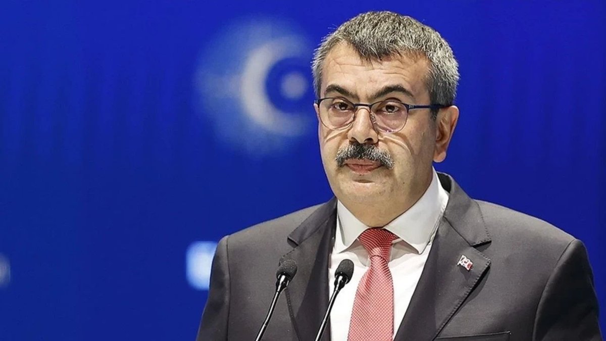 Bakan Tekin’den LGS Sonrası Öğrencilere Destek Mesajı Hayalleriniz İçin Yanınızdayız